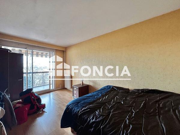 Location Appartement 2 pièces 68.62 m² - 75 TER RUE CHAZIERE Lyon 69004