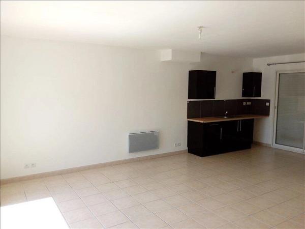 Location                                                      Maison
                        
                     4 pièces                      91 m2                     à Listrac-Médoc