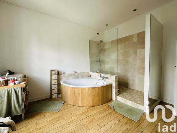 Maison à vendre 9 pièces 212 m² Nantes