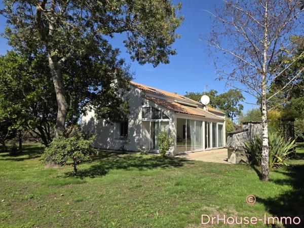 Maison à vendre 5 pièces de 133 m²