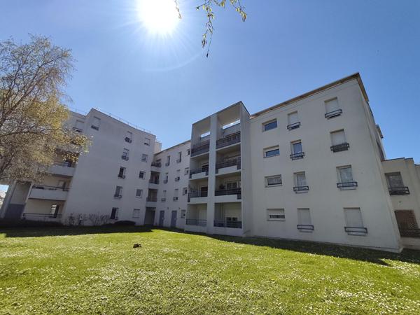 Appartement Angers 2 pièces 61 m² avec balcon Justices