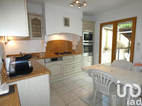 Maison à vendre 4 pièces 87 m² Les Mureaux