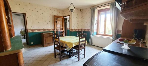jolie maison à rénover au calme à la campagne