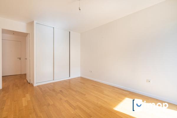 MASSY ATLANTIS – T3 de 60 m² rénové avec terrasse plein sud de 15 m² et parking