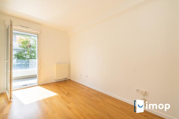 MASSY ATLANTIS – T3 de 60 m² rénové avec terrasse plein sud de 15 m² et parking