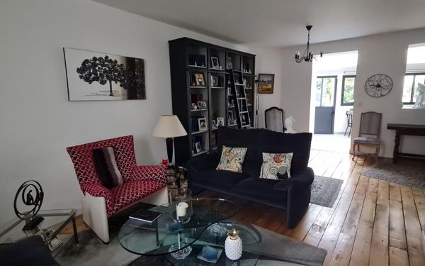 Maison à vendre    6 pièces •  Agen