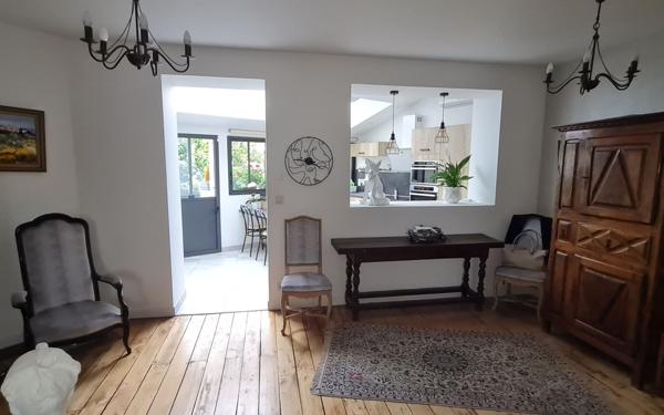 Maison à vendre    6 pièces •  Agen