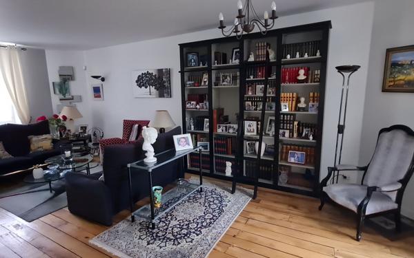 Maison à vendre    6 pièces •  Agen