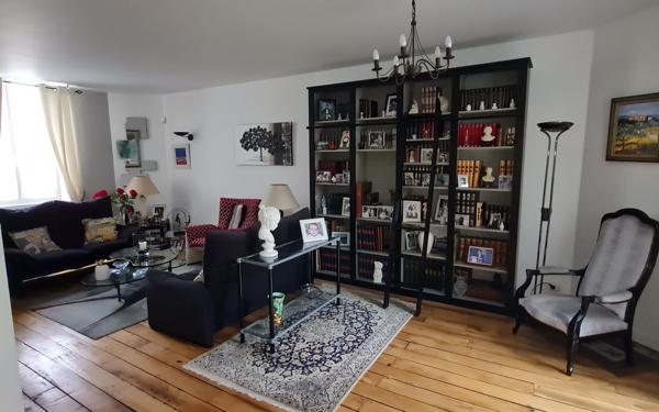 Maison à vendre    6 pièces •  Agen