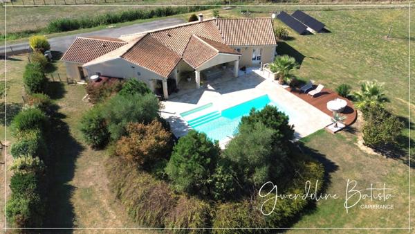 Maison Contemporaine 175,14 m² - 4 chambres - Piscine au sel 10x5 - DPE A - Terrain de 9 083,00 m² avec vue dégagée