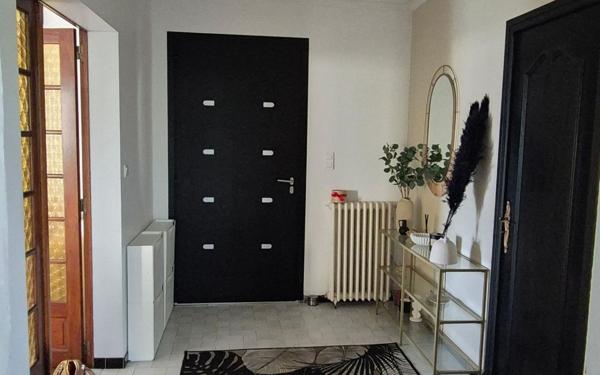 Maison à vendre    7 pièces •  Séméac