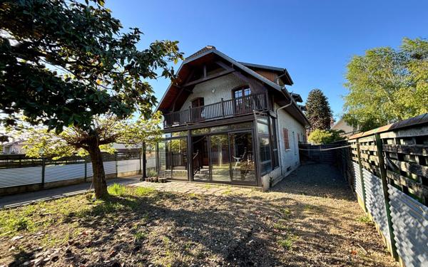 Maison à vendre    7 pièces •  Séméac