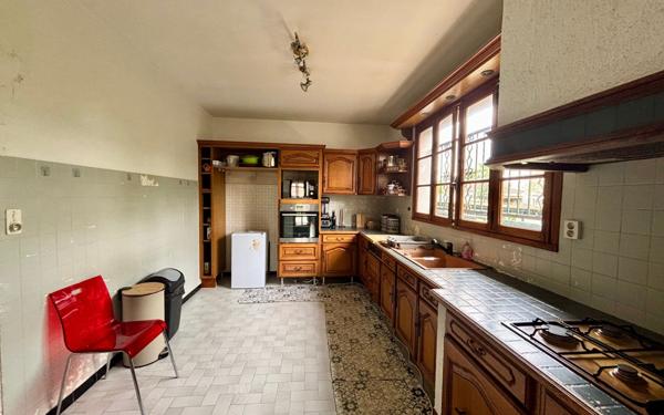Maison à vendre    7 pièces •  Séméac