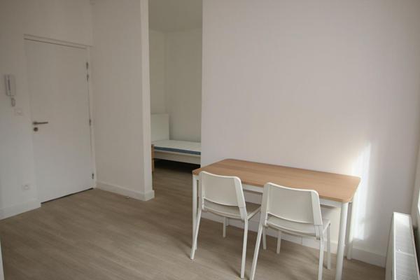 A LOUER : T1 à Lille • rue Pharaon de Winter, Vieux-Lille • 755 € CC • Réf. 753-006