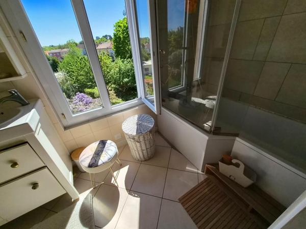 Maison à LA ROCHE-SUR-YON, 85000 - 4 pièces 121m²