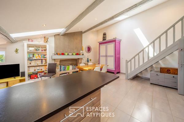 Duplex sous les toits avec vue sur la cathédrale et aperçu mer