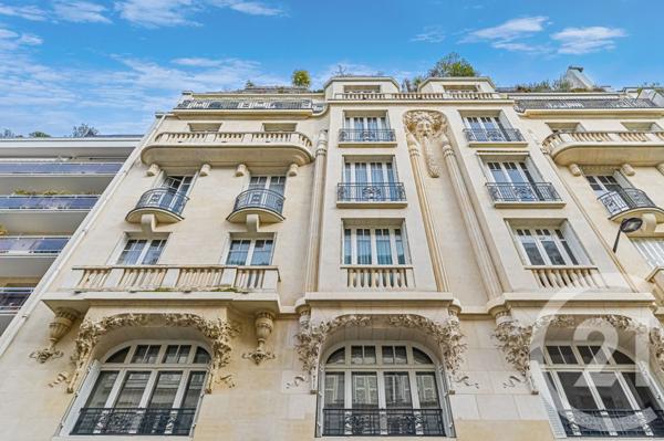 Appartement F5 à vendre  5 pièces - 159,10 m2 PARIS - 75016