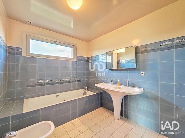 Maison à vendre 7 pièces 152 m² Mézières-sur-Seine