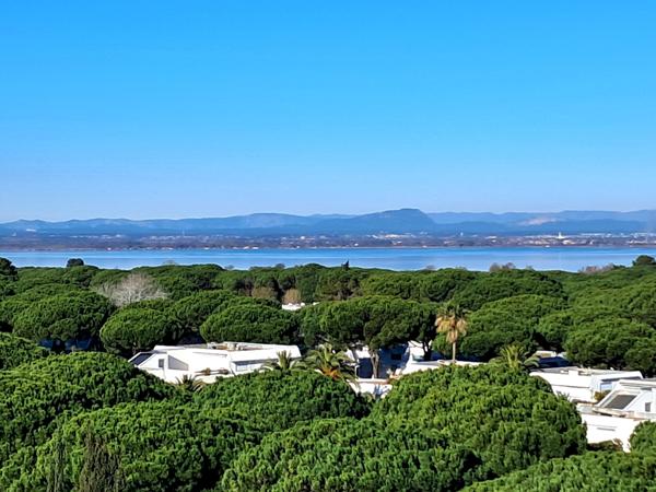 La Grande-Motte (34280) NOUVEAU, RARE, APPART DE 103,27 M2 AU 7 IÈME ET DERNIER ÉTAGE, VUE EXEPTIONNELLE SUR MER ET ÉTANG DE L'OR, PLA