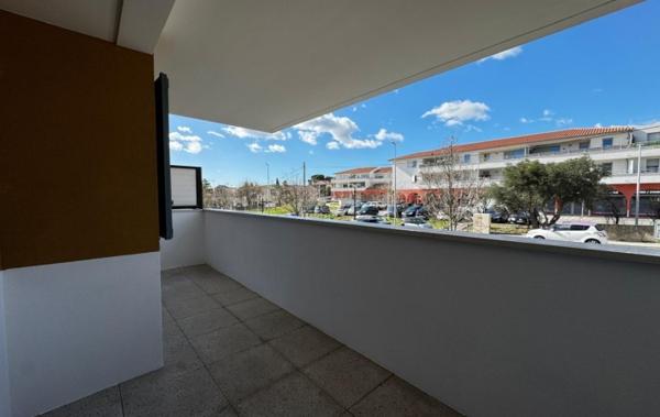 Vente Appartement P2 type2-terrasse-parking- Plan-de-cuques   