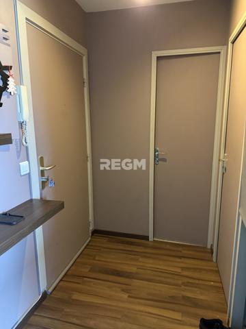 Pontault-Combault (77340) F2 avec balcon et box double !