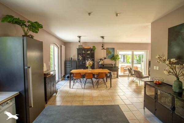 Maison à vendre |                                       Sadirac |                                        4 pièces  |  144 m²