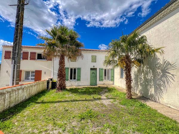 À vendre - Ensemble immobilier à rénover avec fort potentiel -Médis (proche Royan) Medis