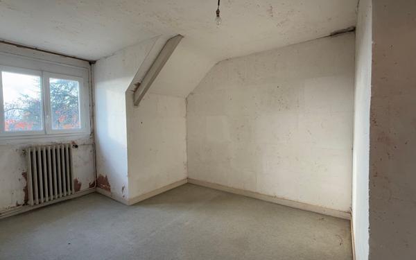 Maison à vendre    6 pièces • 120 m2 Mamers