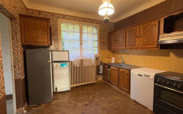 Maison à vendre    6 pièces • 120 m2 Mamers