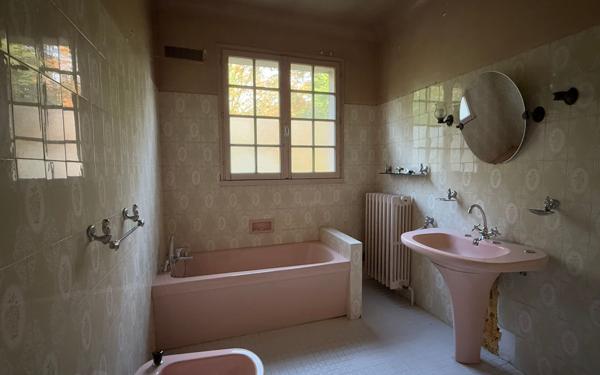 Maison à vendre    6 pièces • 120 m2 Mamers