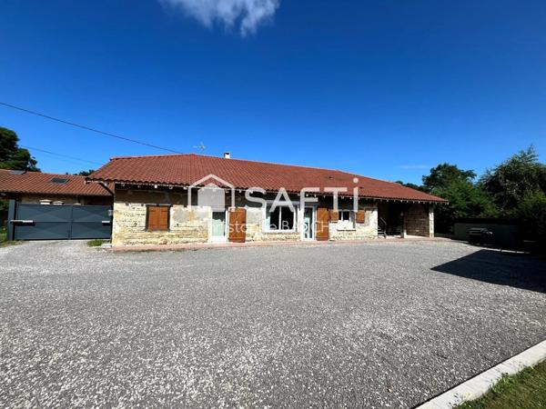 Ferme familiale  à Attignat