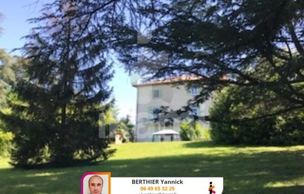 Bel appartement à Pont-Eveque