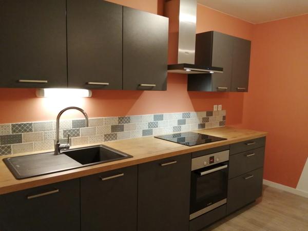 Dpt Loire Atlantique (44), à louer VERTOU appartement T3 de 56,85 M2 avec balcon et parking