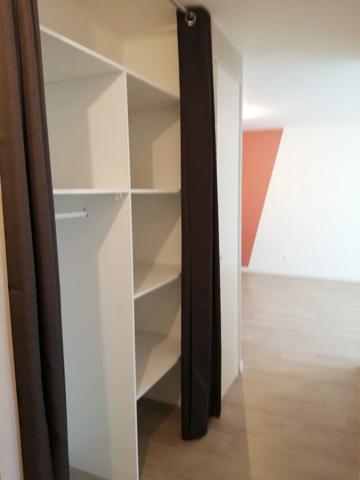 Dpt Loire Atlantique (44), à louer VERTOU appartement T3 de 56,85 M2 avec balcon et parking