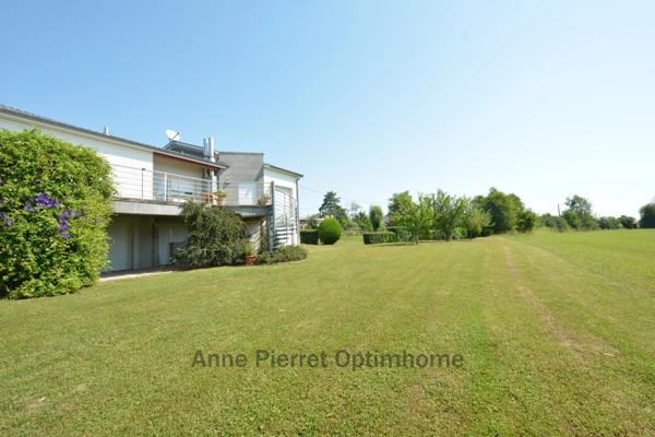 Maison de PLAIN-PIED de 224m² avec 4 chambres située à 40 minutes de la BELGIQUE et 10 minutes de VERDUN