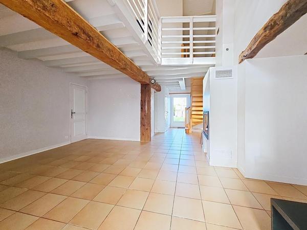 À vendre : Charmant corps de ferme de 193 m² sur un terrain de 3200 m²