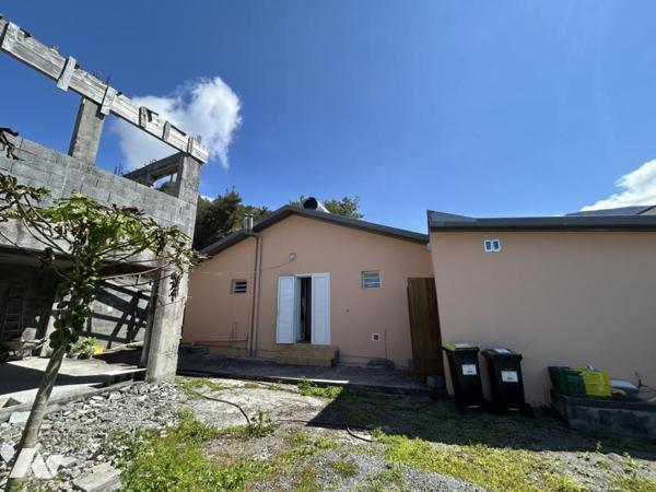 Maison rénovée 3 chambres SALAZIE