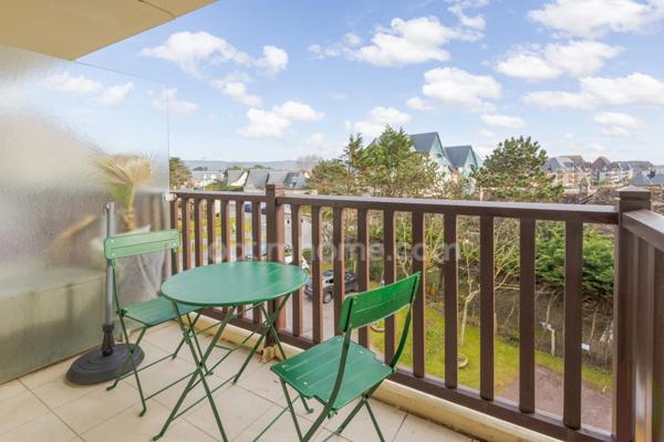 CABOURG PLAGE – Superbe Studio de 25.40 m2 avec terrasse plein sud et Parking – A 20 m de la mer !