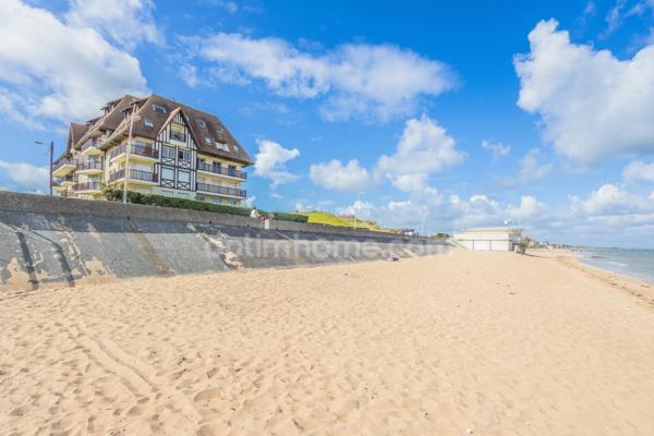 CABOURG PLAGE – Superbe Studio de 25.40 m2 avec terrasse plein sud et Parking – A 20 m de la mer !