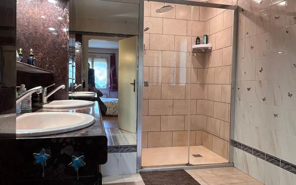 Maison à vendre    5 pièces •  Saint-Denis-en-Val