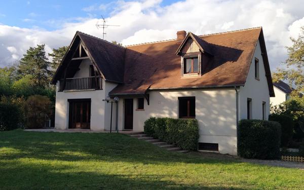 Maison à vendre    5 pièces •  Saint-Denis-en-Val