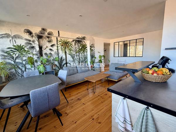 À vendre -  Appartement T2 d'environ 50m² avec vue mer spectaculaire - Marseille 7eme arrondissement (13007)