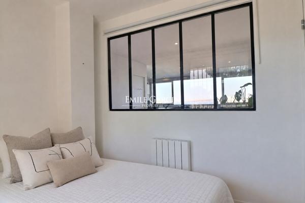 À vendre -  Appartement T2 d'environ 50m² avec vue mer spectaculaire - Marseille 7eme arrondissement (13007)