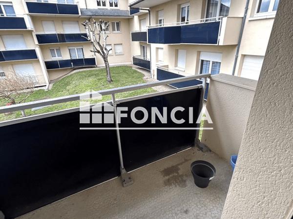 Location Studio 25.7 m² - 75 69 67A 67B RUE D'ISLE Limoges 87000