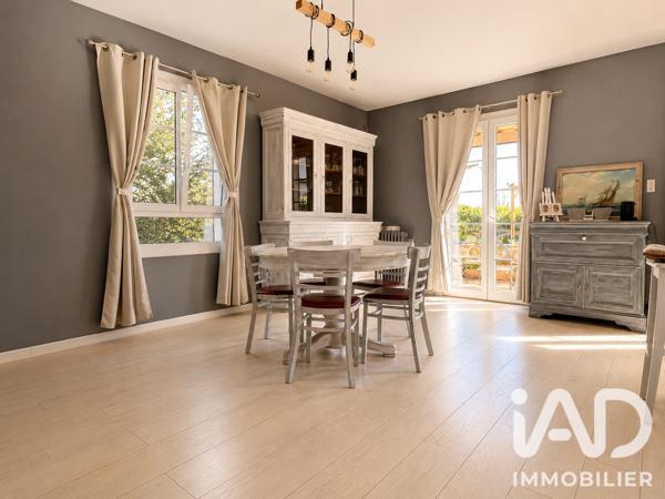 Maison à vendre 4 pièces 150 m² Hyères