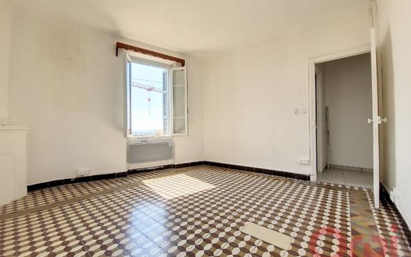 Appartement à louer    1 pièce •  Ajaccio