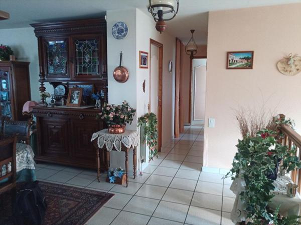 Ceyrat (63), VIAGER OCCUPE, maison de 132 m2 habitables sur 846 m2 de terrain