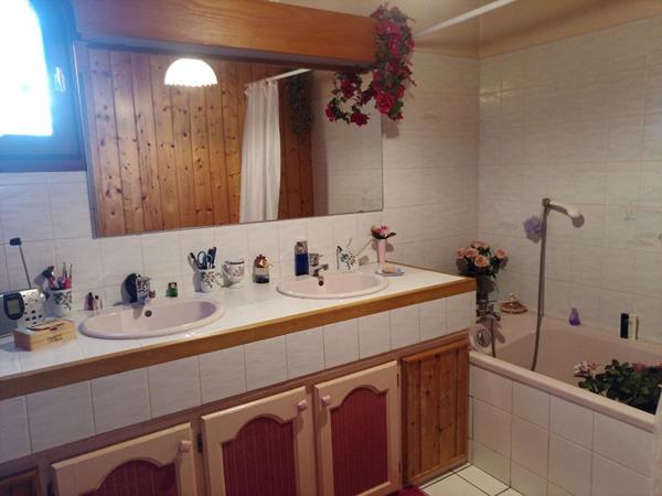 Ceyrat (63), VIAGER OCCUPE, maison de 132 m2 habitables sur 846 m2 de terrain