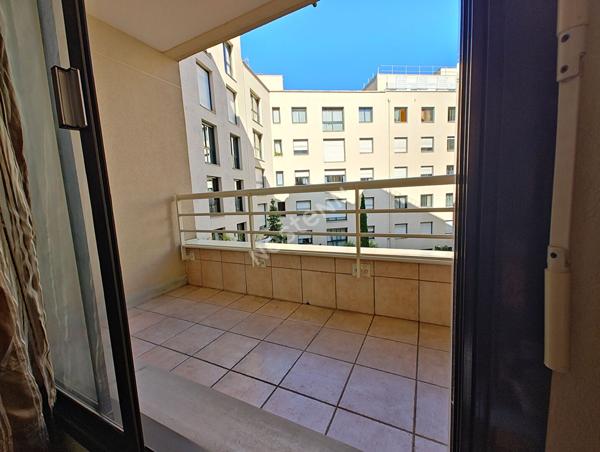 Appartement Paris 4 pièces 79.60 m2