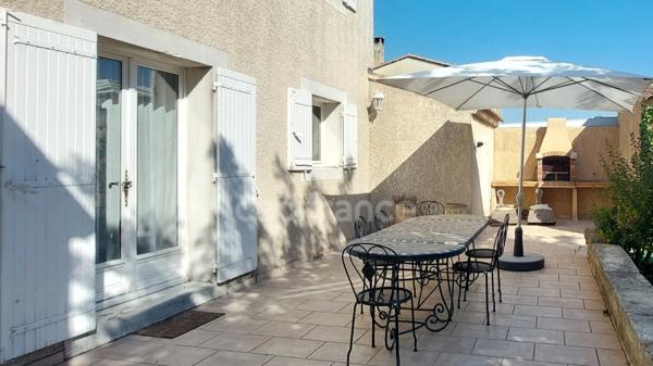 Maison avec piscine et jardin à Barbentane – 3 chambres – terrain 880 m² – proche Avignon